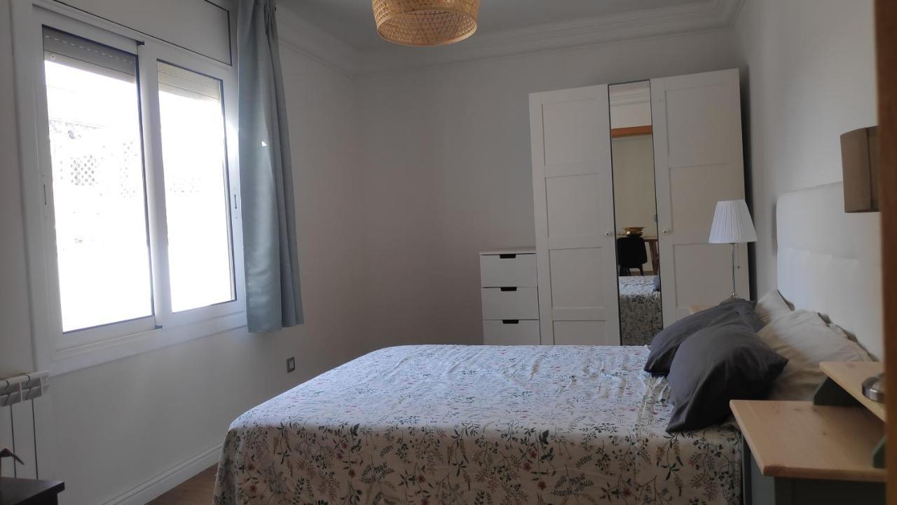 סנט אדריה דה בסוס Terrace Apartment מראה חיצוני תמונה